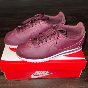 Nike Cortez womens classic